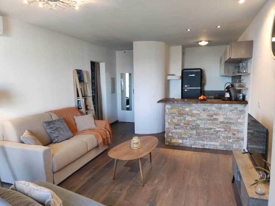 Appartement Sur Le Port Residence Marina Palmu ポルトヴェッキオ エクステリア 写真